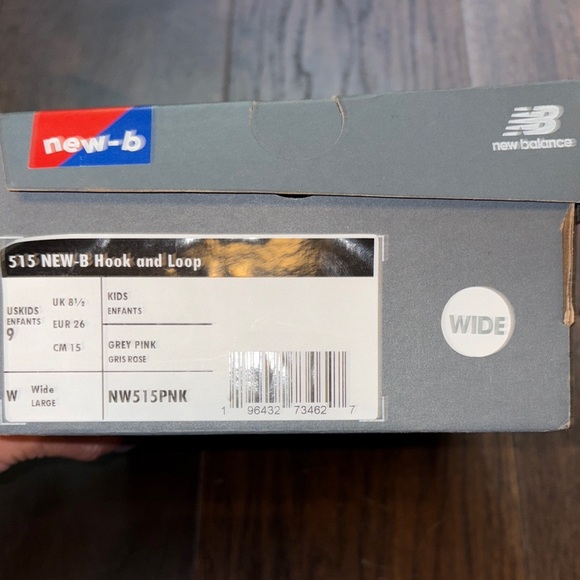 New Balance Kids' Light Gray Hook and Loop Sneakers - Picture 6 of 6